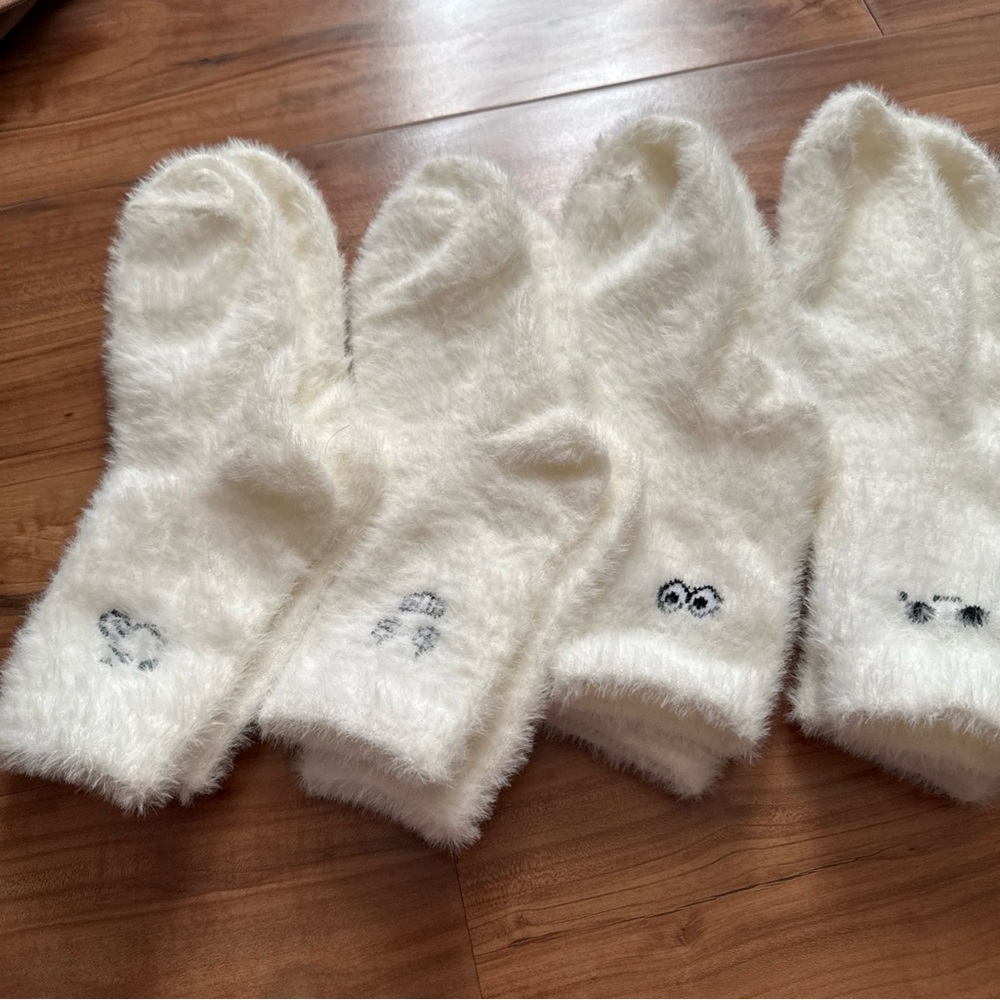 Cozy White Kids socks